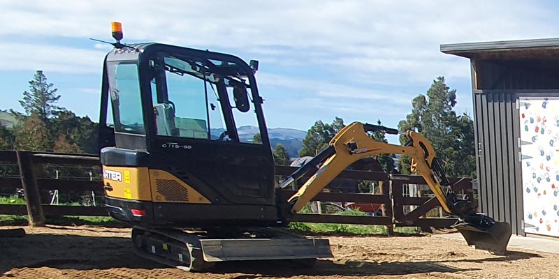 earthmoving excavator